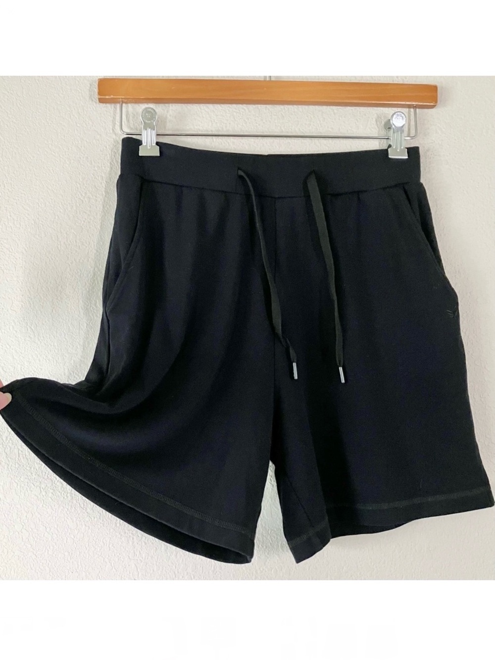 COZY EARTH Brushed Bamboo Mid-Length Shorts S 6" Inseam Pockets Loungewear Black